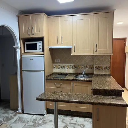 Apartment El Yate Paseo Maritimo Puerto Deportivo *